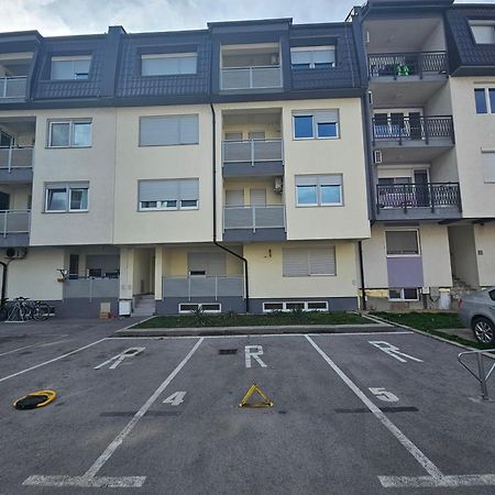 Apartamento Stan Na Dan Mici Brčko Exterior foto