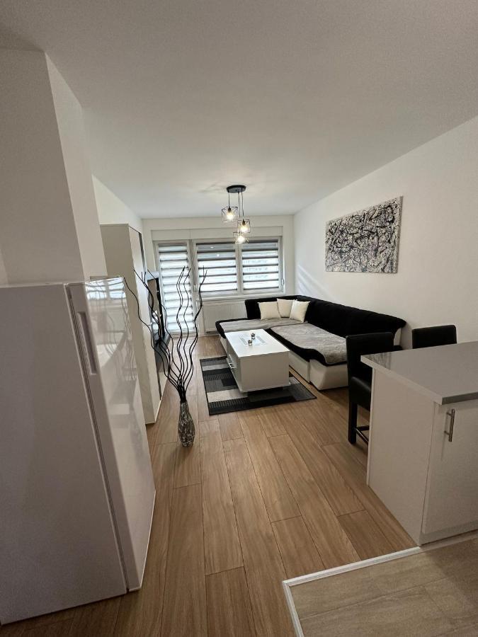 Apartamento Stan Na Dan Mici Brčko Exterior foto