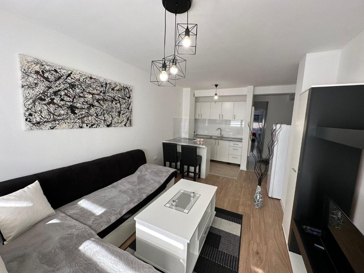 Apartamento Stan Na Dan Mici Brčko Exterior foto