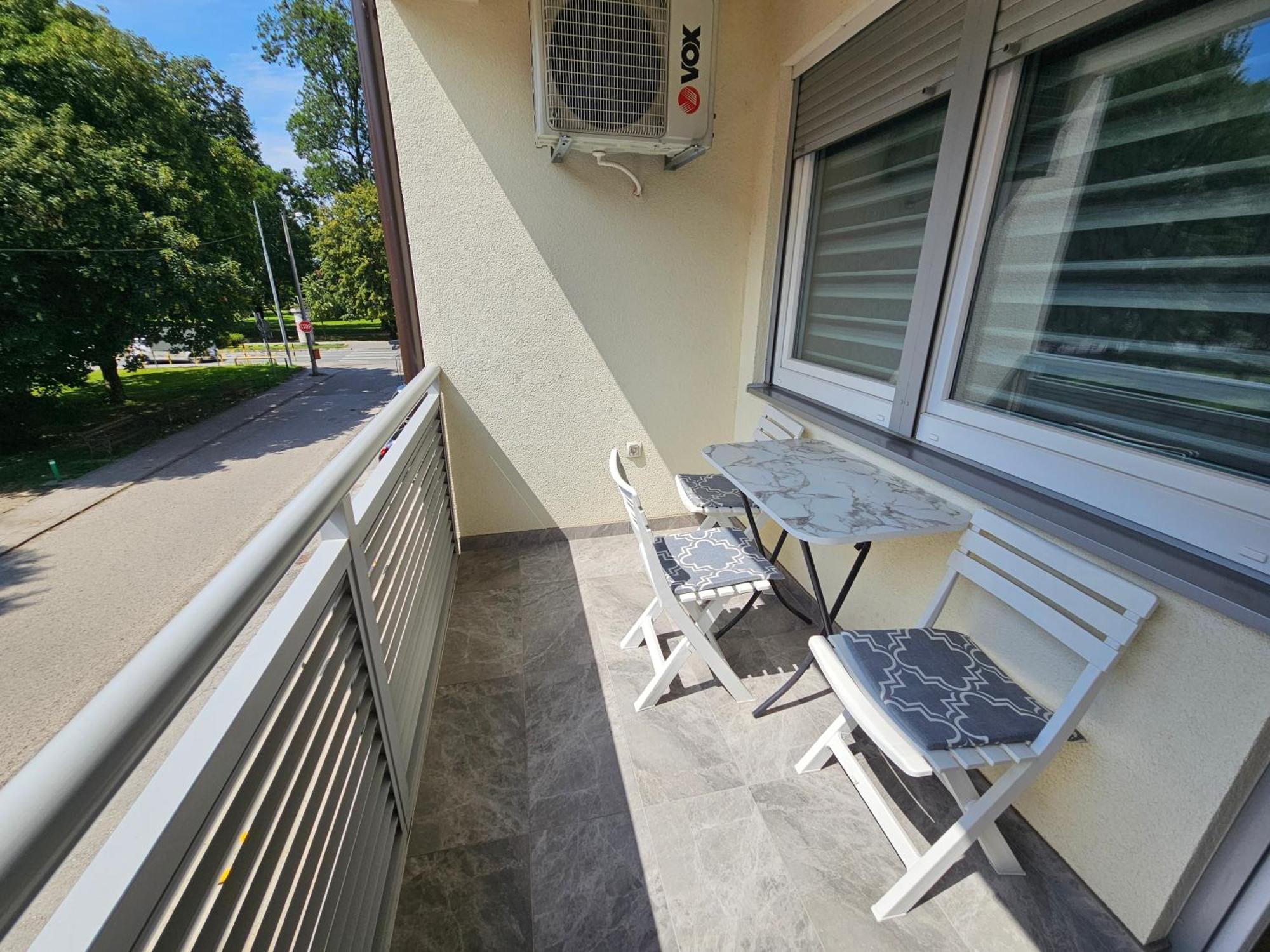Apartamento Stan Na Dan Mici Brčko Exterior foto