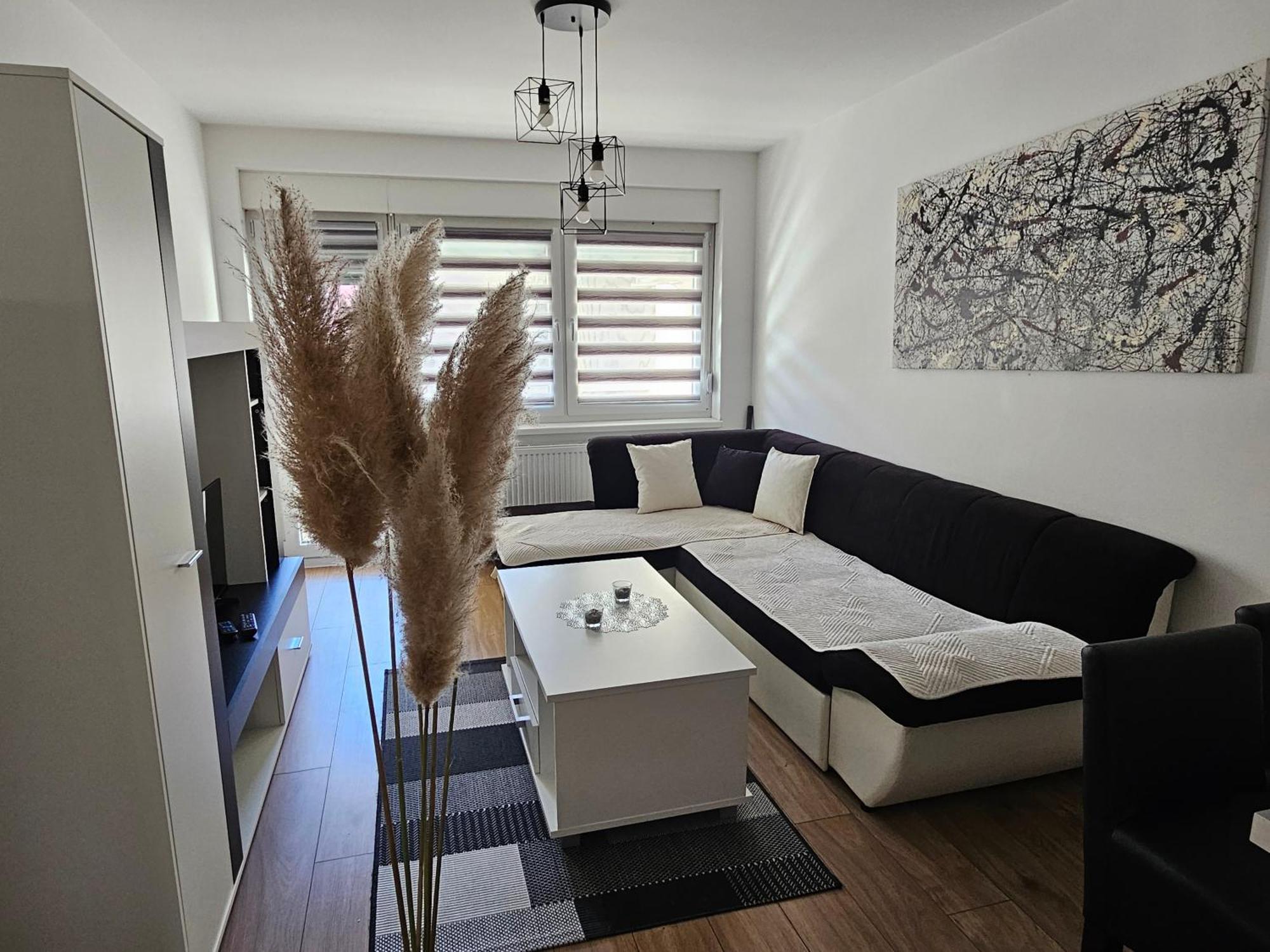 Apartamento Stan Na Dan Mici Brčko Exterior foto